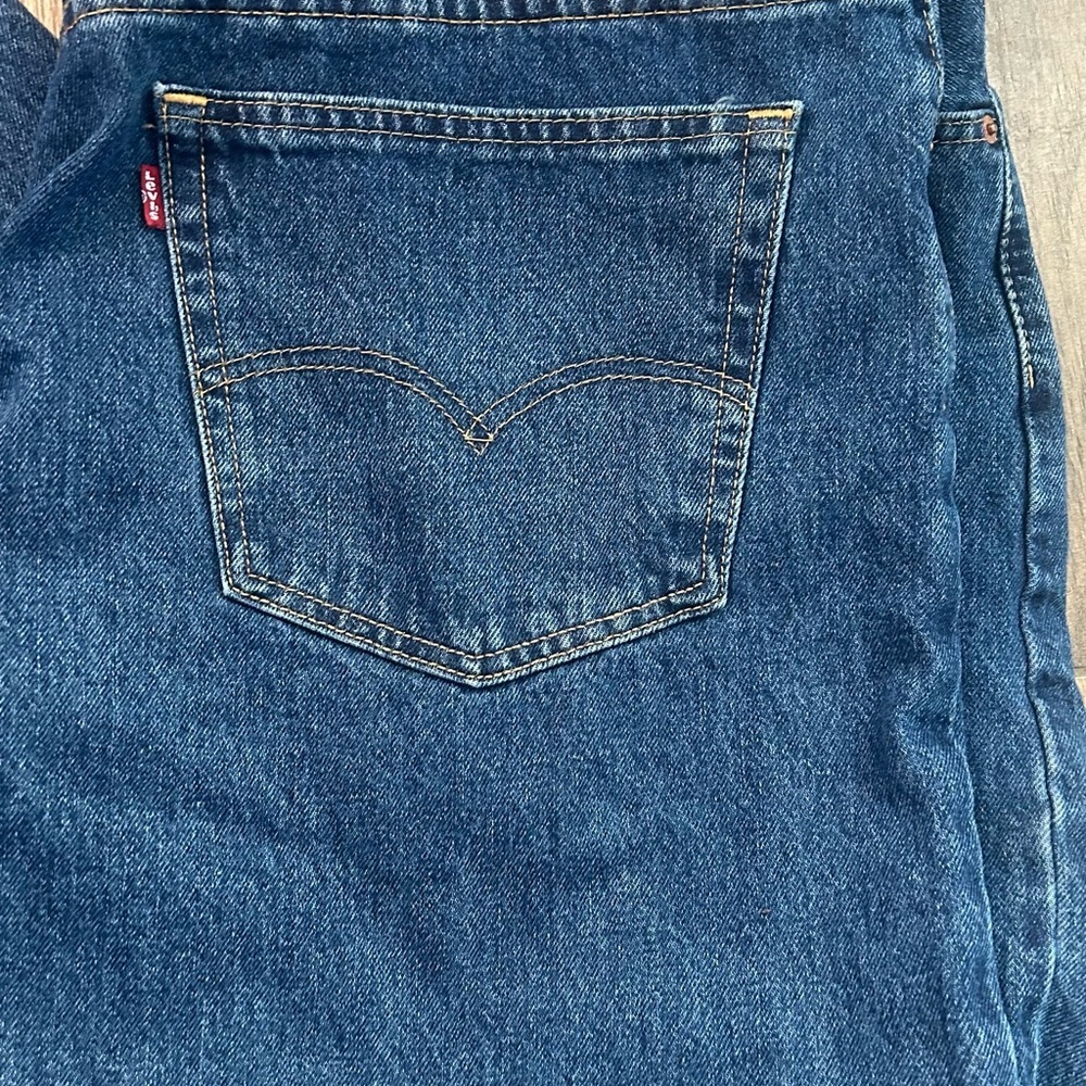 Levi's Blue Relaxed Jeans Classic Denim Style - Picture 3 of 11